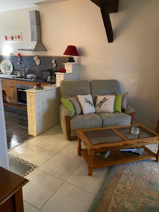 Libellule Villa Carignan Buitenkant foto