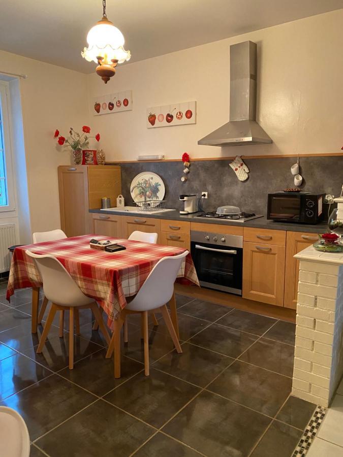 Libellule Villa Carignan Buitenkant foto