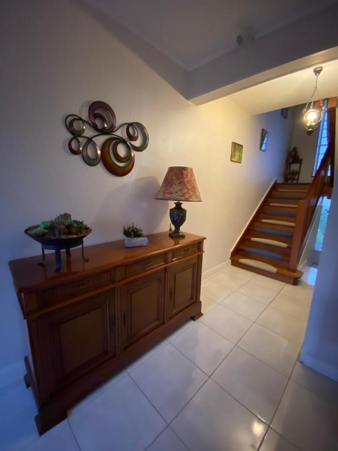 Libellule Villa Carignan Buitenkant foto